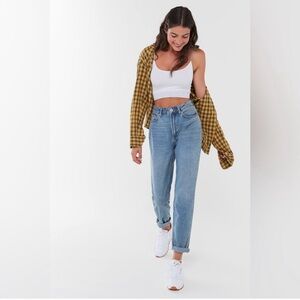 BDG High Waisted Mom Jean Light Wash